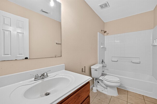Building Photo - 11739 Edenstone Dr