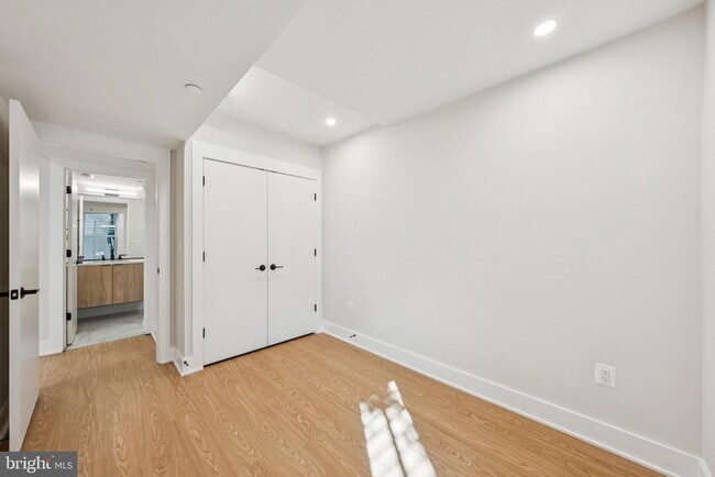 Building Photo - 2134 Wisconsin Ave NW