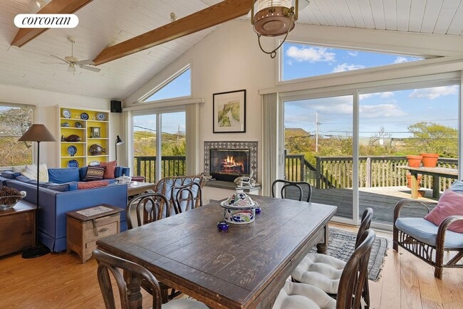 Building Photo - 68 Seaside Ave