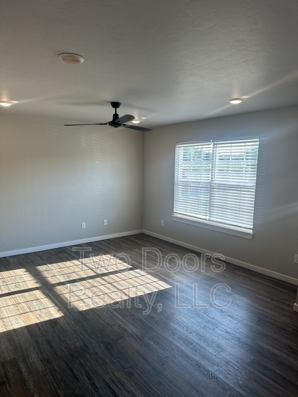 Building Photo - 2805 N Kentucky Ave