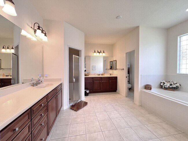 Building Photo - Lakefront 3-Bedroom, 2-Bathroom Home in La...