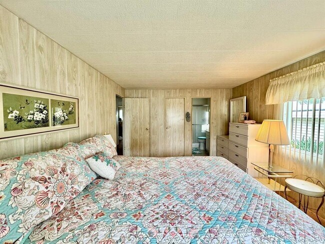 Building Photo - 89 Cypress Dr