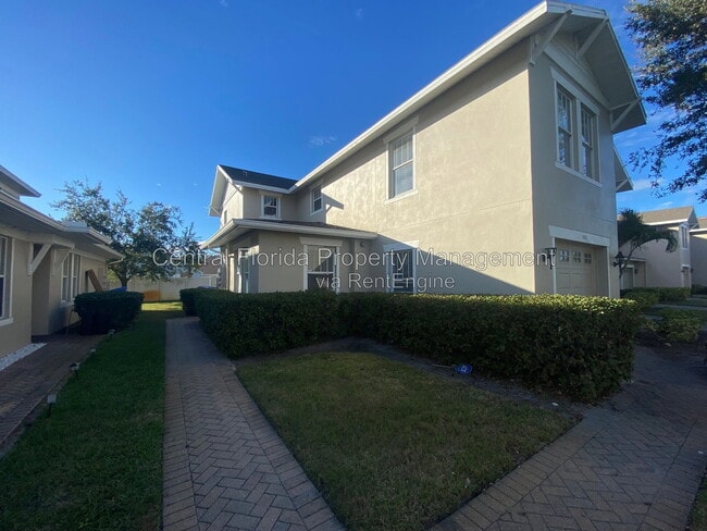 Building Photo - 2076 Cypress Bay Blvd