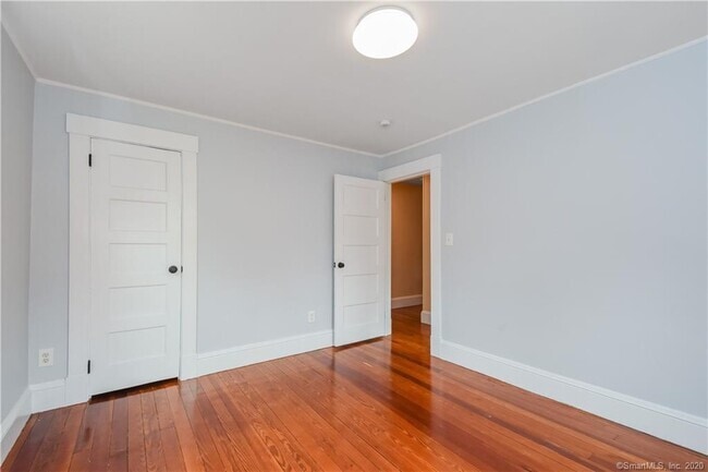 Building Photo - 22 Addison Rd