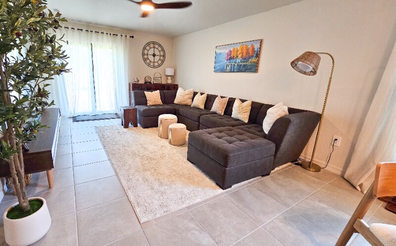 Building Photo - 9176 Tequila Sunrise Dr