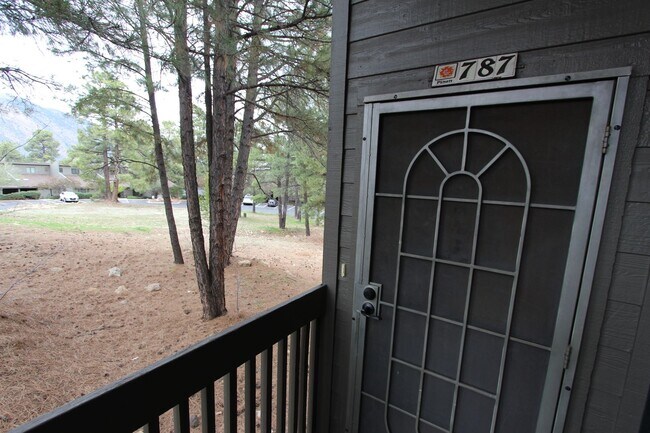 Building Photo - 1BR Country Club Condo | Large Deck + In-Unit Washer & Dryer