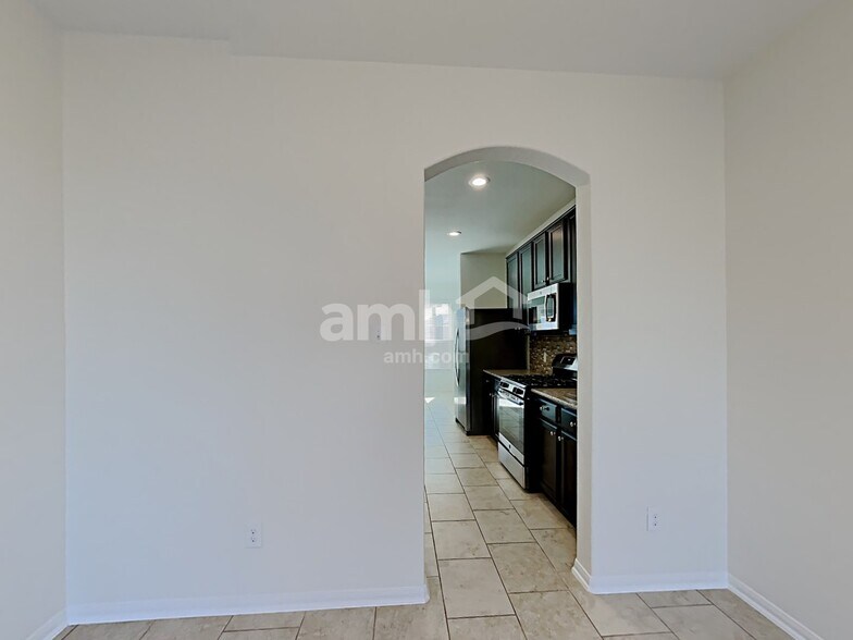 Building Photo - 16706 E Whimbrel Cir
