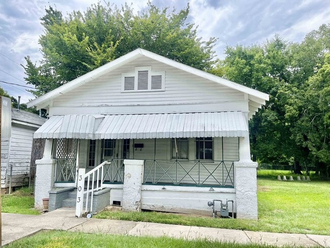 Building Photo - 303 S 21st St