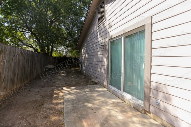 Building Photo - 11745 Spring Ridge Dr