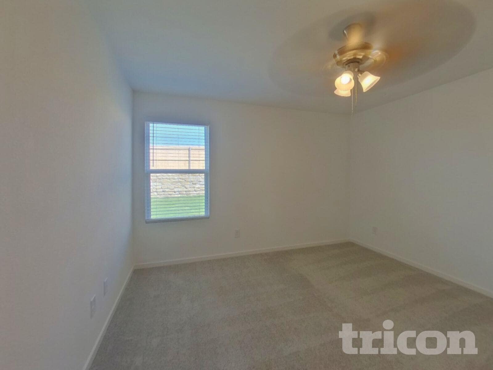 Building Photo - 10704 Dusty Rnch Rd