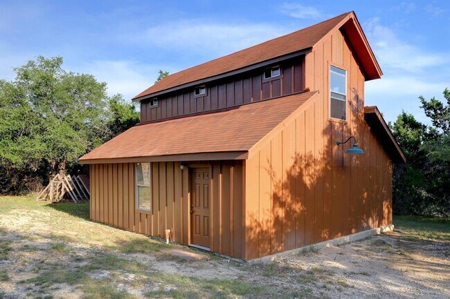 Building Photo - 401 Madrone Canyon Dr