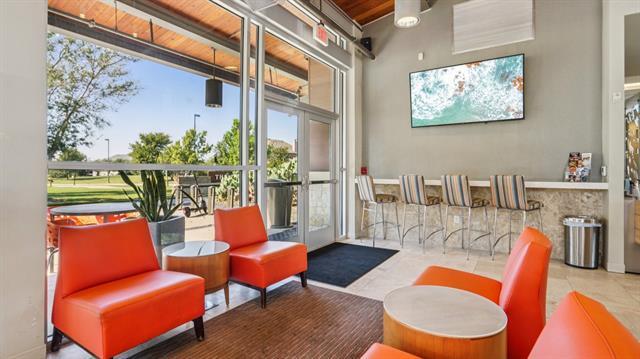 Building Photo - 3661 Rosemont Dr