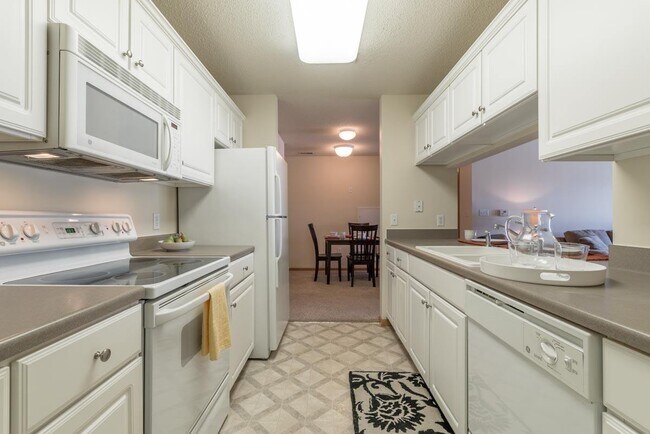 Floorplan - Pinebrook Apartments