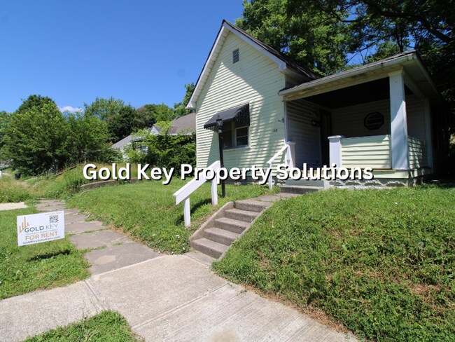 Building Photo - 1310 W 13th St