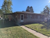 Building Photo - Renovated, Spacious, Private Street, Covered Parking, Full Basement