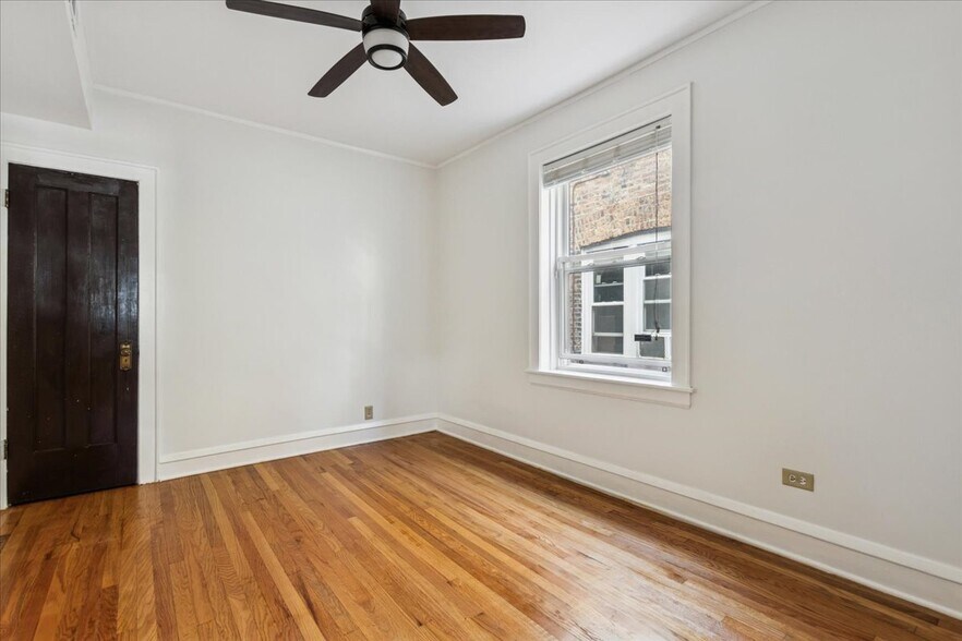 Building Photo - 6724 N Campbell Ave