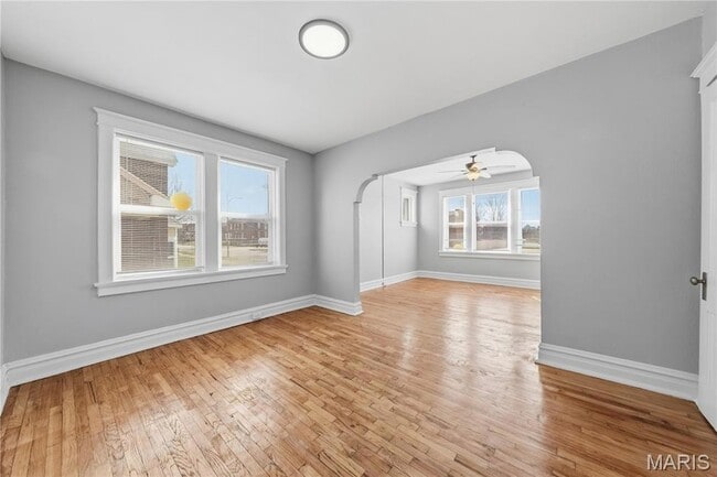 Building Photo - 4643 Evans Ave