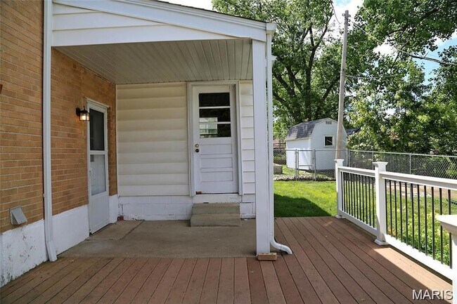 Building Photo - 10501 St Michael Ln