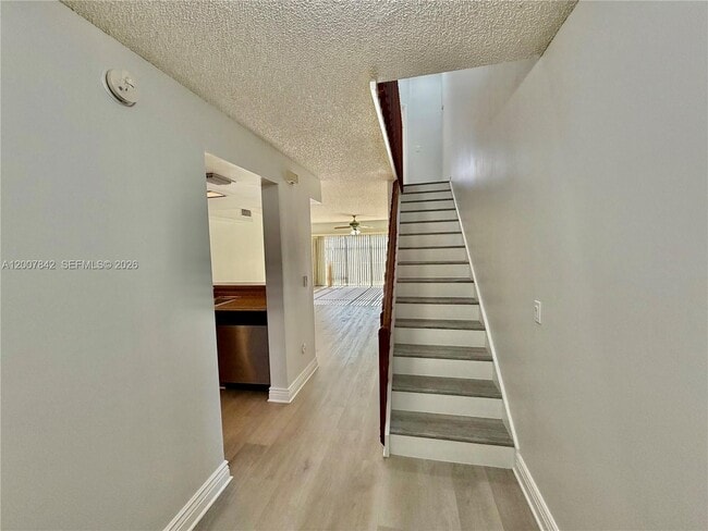 Building Photo - 4403 SW 70th Terrace