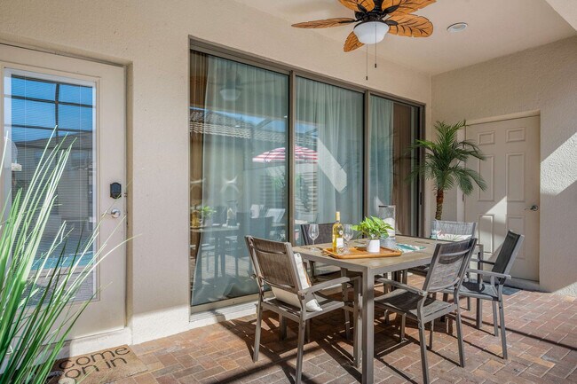 Building Photo - 1978 Majorca Dr