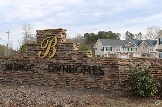 Building Photo - Bedrock Townhomes