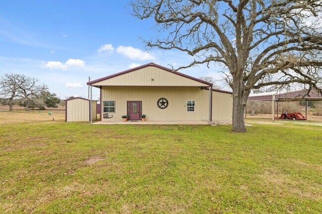 Building Photo - 35408 FM 1488