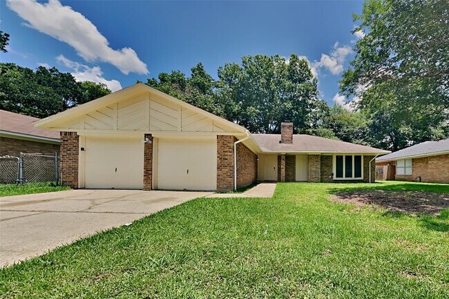 Primary Photo - 29118 Raestone St