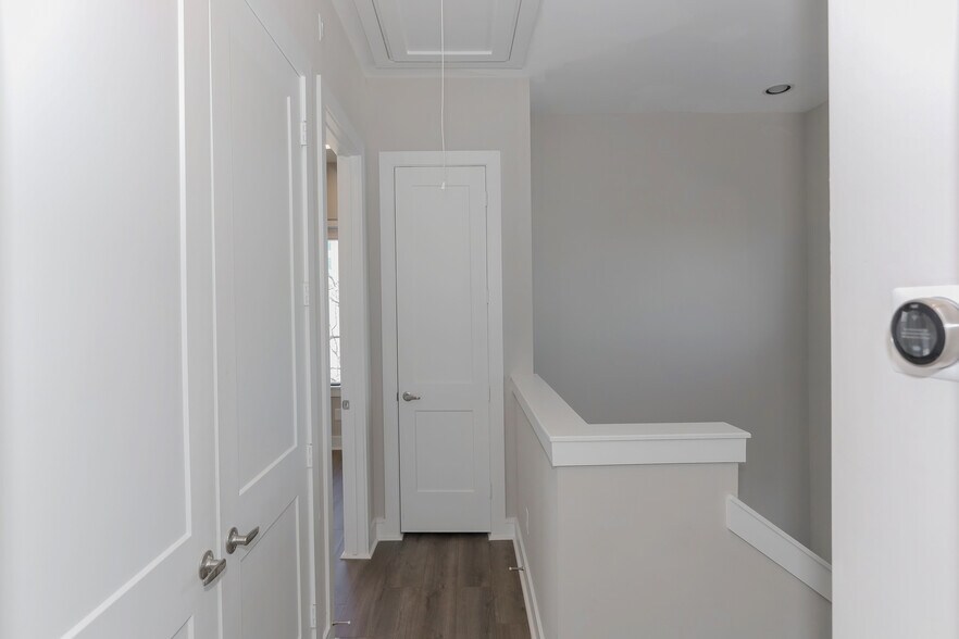 Hallway - 3107 Saint Charles St