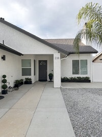 Building Photo - 238 Sunny Halo Ct