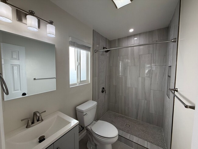 Building Photo - 4017 Alabama St