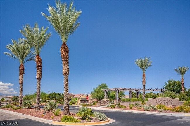 Building Photo - 8216 Imperial Lakes St