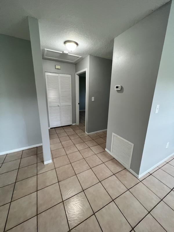 Building Photo - 1423 22nd Ave E