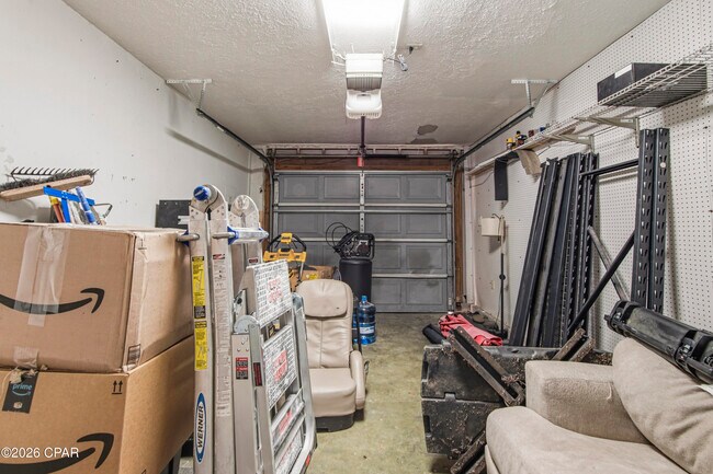 Building Photo - 2108 High Ave