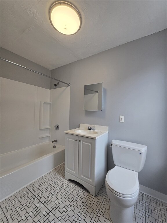 Building Photo - 604 Essex St