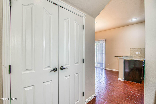 Building Photo - 7349 Autumn Sage Dr