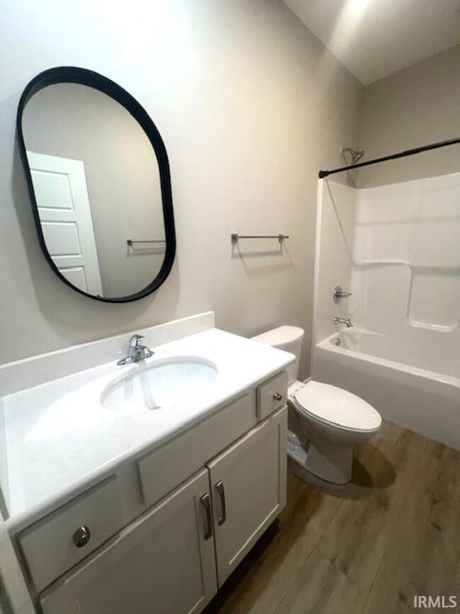 Building Photo - 3796 High Pointe Dr
