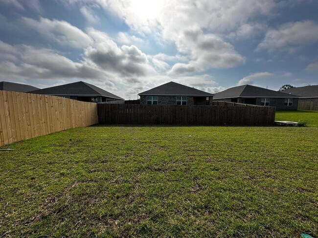 Building Photo - 2551 Arbordale Lp