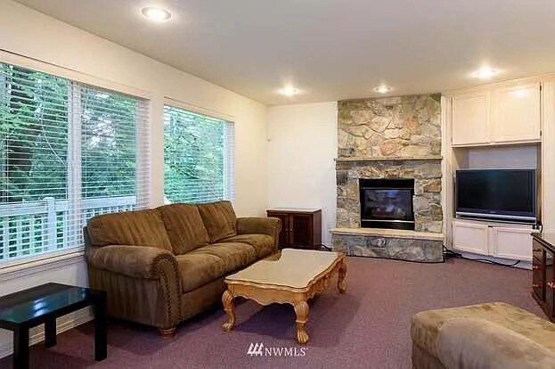 Building Photo - 8419 143rd Ct NE