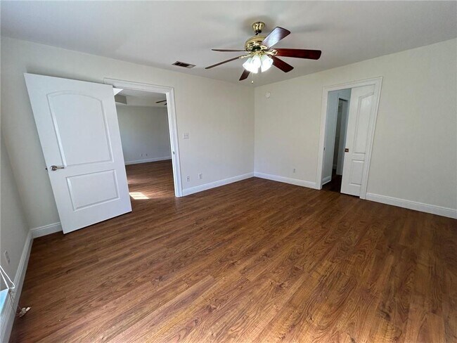 Building Photo - 7750 Smith Rd