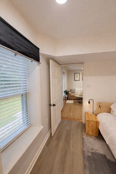 Building Photo - 7209 Carriage Hill Dr