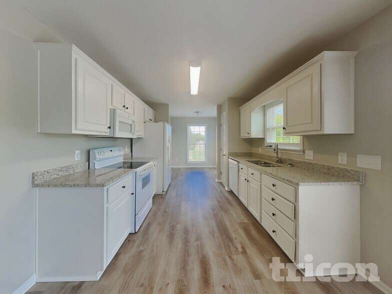 Building Photo - 131 Overlook Pl