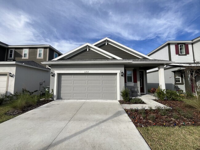 Building Photo - Available for July move-in!