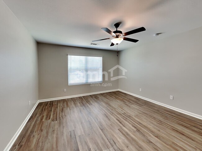 Building Photo - 170 Al Jennah Blvd