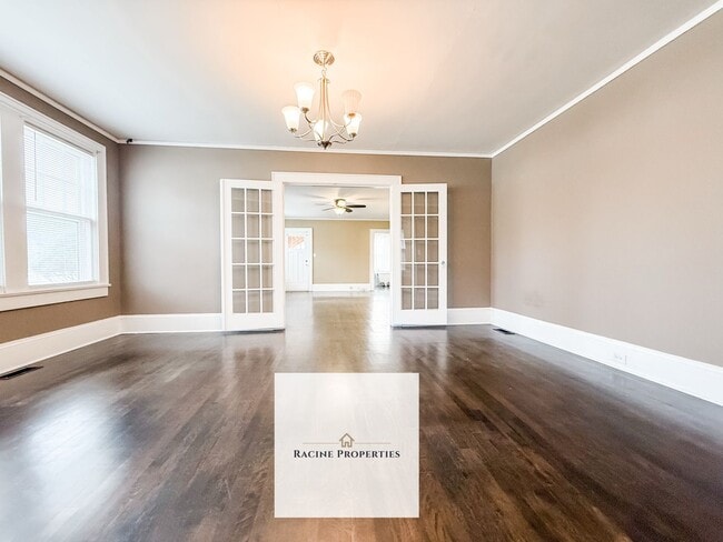 Building Photo - 48 E Main St