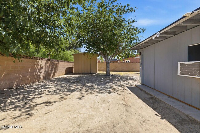 Building Photo - 45554 6th St E