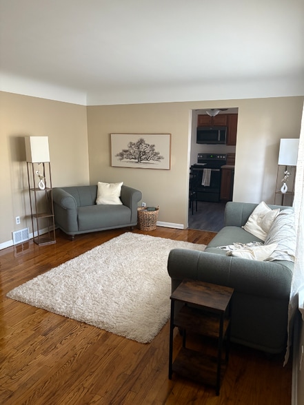 Building Photo - 3126 Gratiot Ave