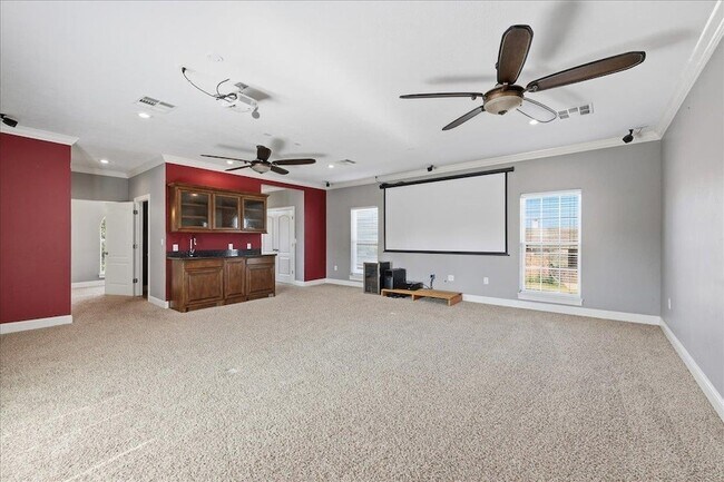 Building Photo - 2490 Amberwood Dr