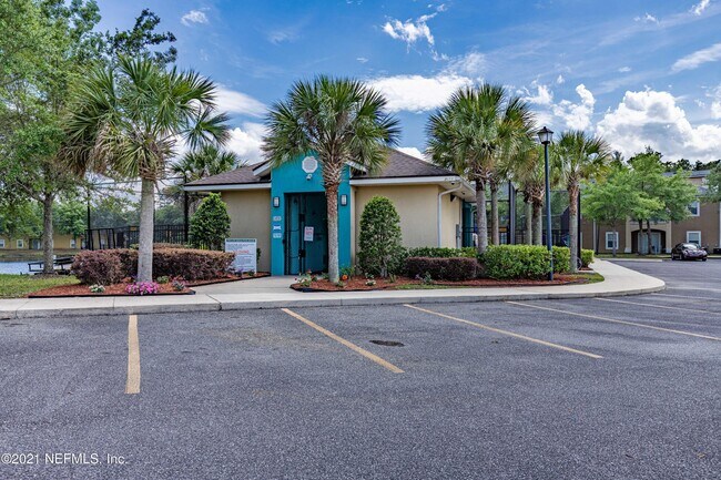 Building Photo - 3620 Kirkpatrick Cir