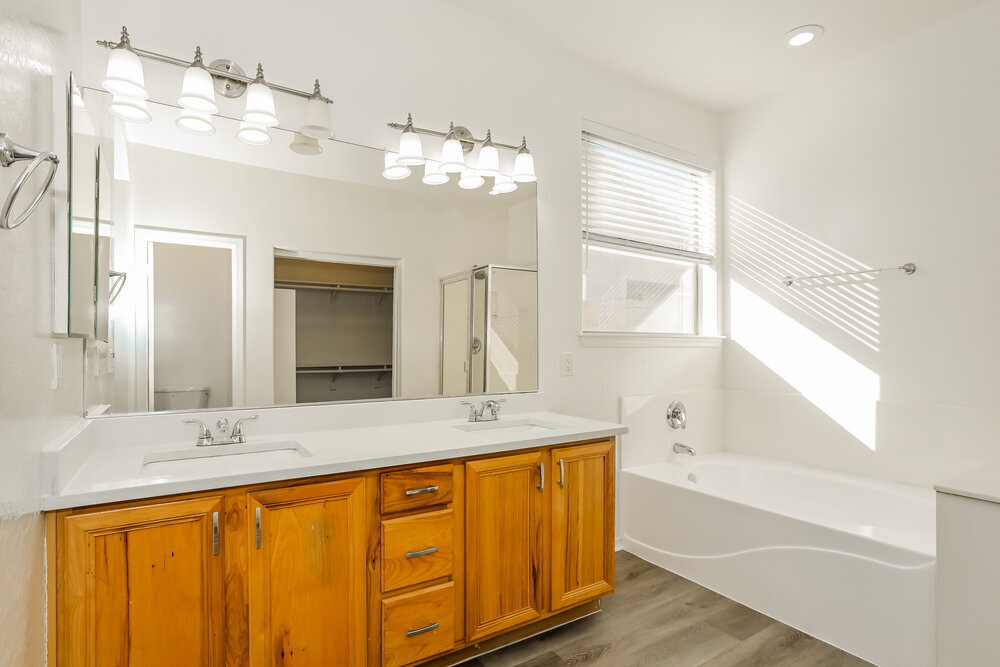 Building Photo - 12559 W Monterey Way