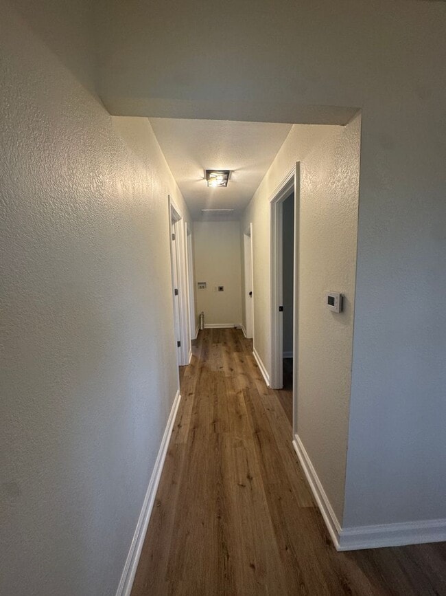 Building Photo - 3 Bed / 1 Bath between Jonesboro and Lake City